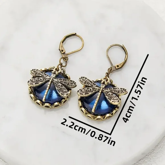 New Vintage Look Dragonfly Self Latch Earrings - Picture 3 of 11